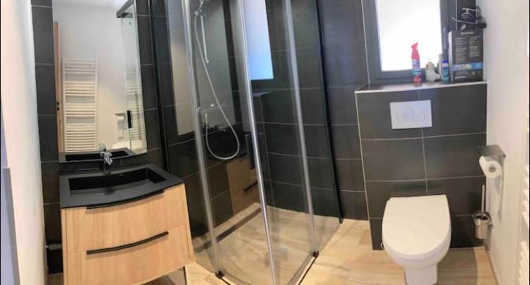 Chambre Avec Salle De Bains Privative Hermonville Exterior foto